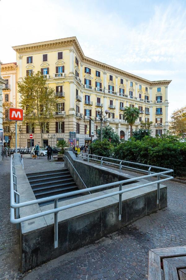 Style Houses In Naples By Wonderful Italy Exteriör bild